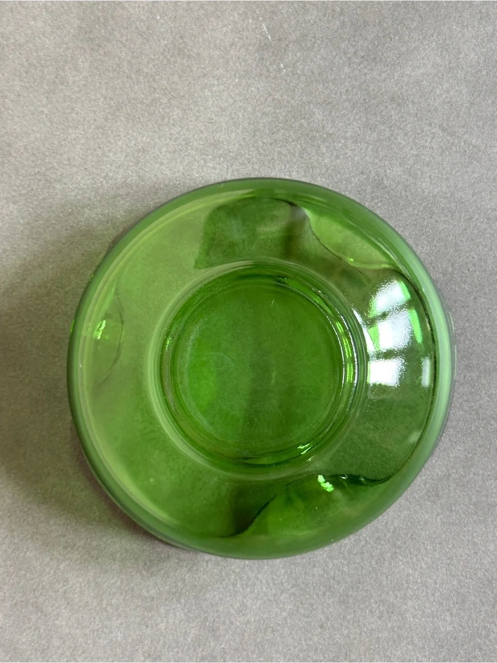 Anchor Hocking Green Glass Scalloped Edge Bowl Dish Plate Folded Edge 5” Vintage